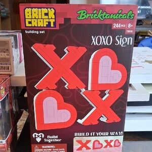BRICKTANICALS XOXO SET